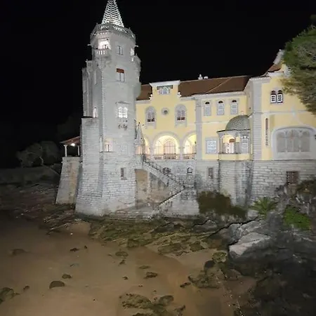 Apartment Flott Sentrumsnaer Med Egen Parkering Cascais