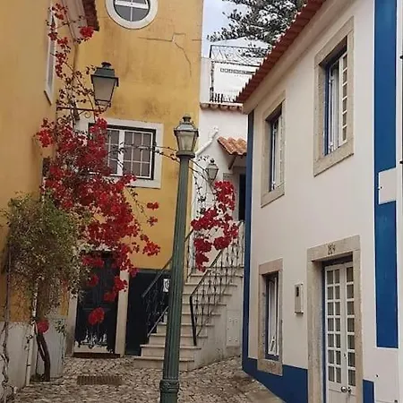 Flott Sentrumsnaer Med Egen Parkering Cascais
