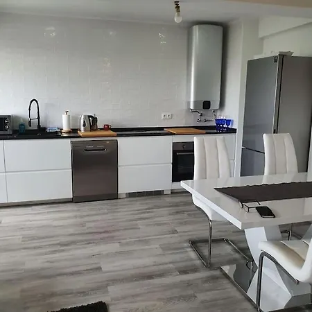 Apartman Flott Sentrumsnaer Med Egen Parkering Cascais